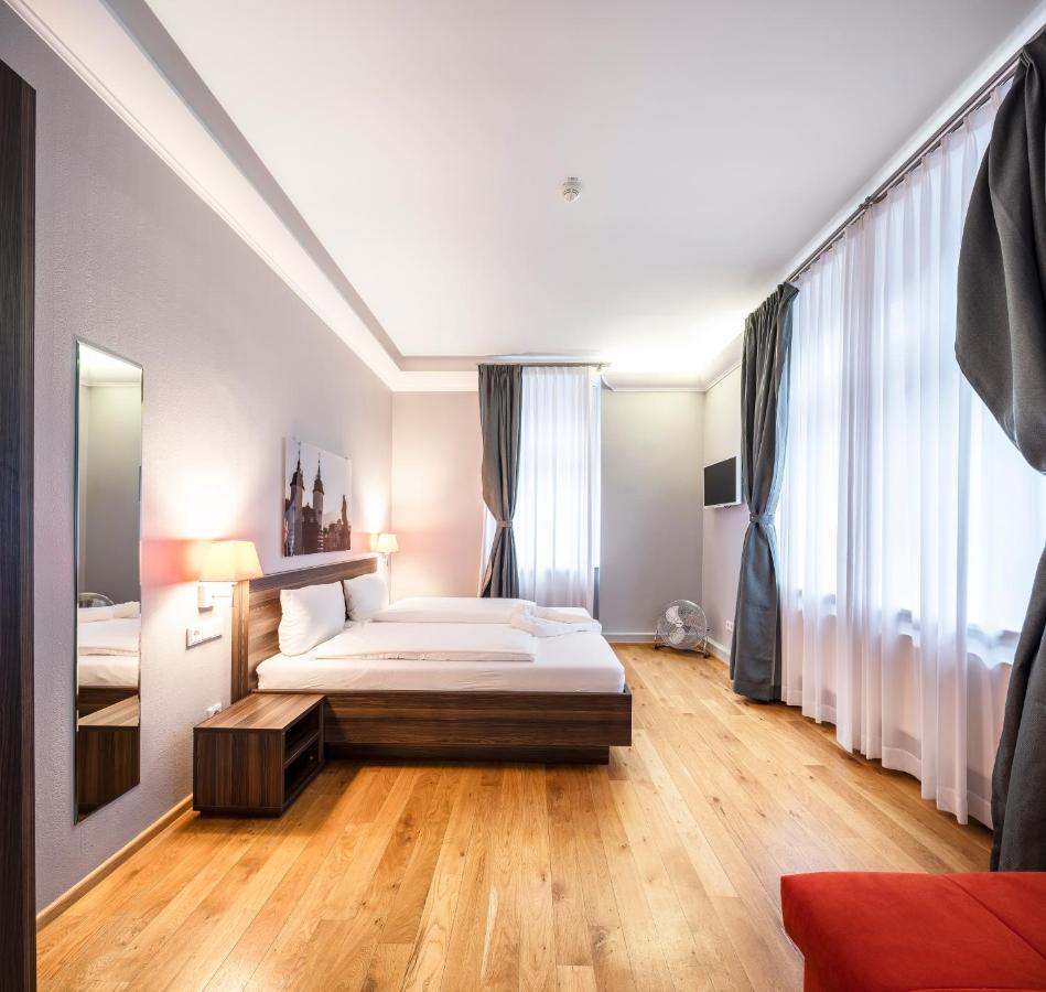 Living-World Aparthotel Heidelberg Exterior photo