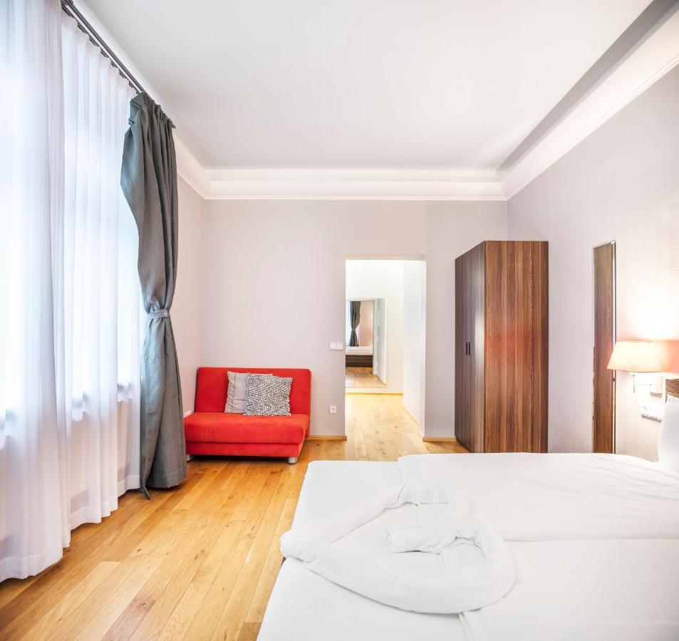 Living-World Aparthotel Heidelberg Exterior photo
