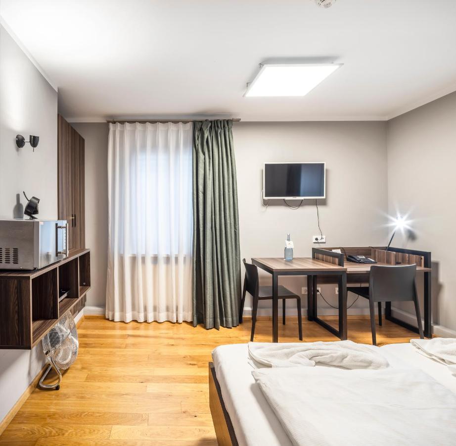 Living-World Aparthotel Heidelberg Exterior photo