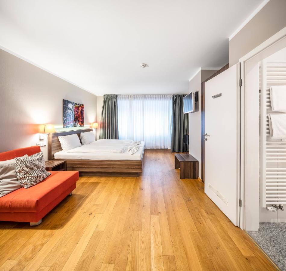 Living-World Aparthotel Heidelberg Exterior photo