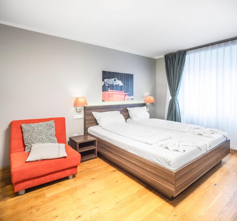 Living-World Aparthotel Heidelberg Exterior photo