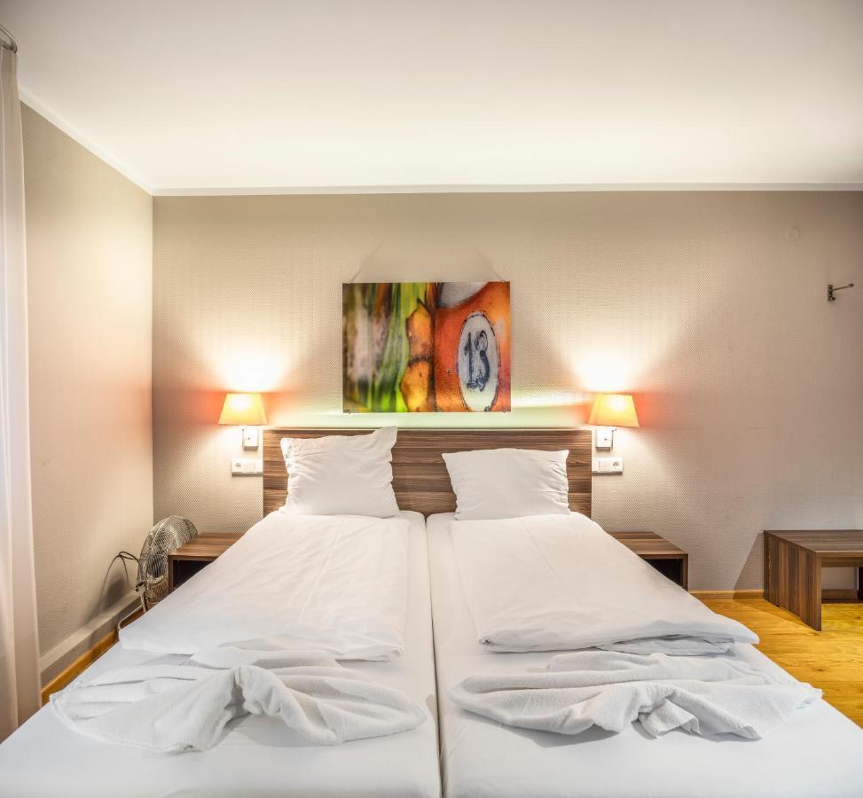 Living-World Aparthotel Heidelberg Exterior photo