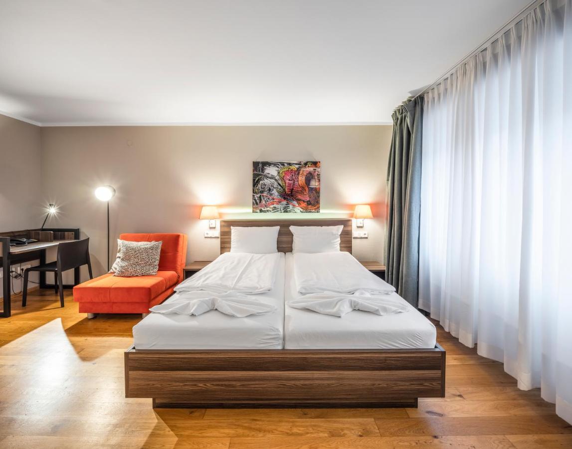 Living-World Aparthotel Heidelberg Exterior photo